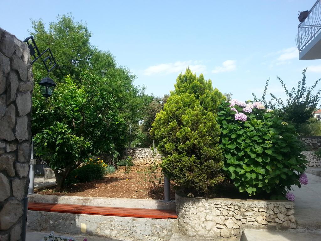 Apartment Lavanda Nova Ražanj Exterior foto